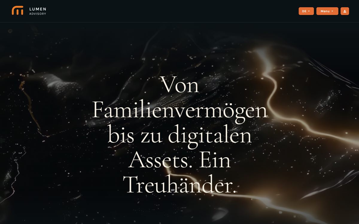 Startseite von Lumen Advisory: die Überschrift «Von Familienvermögen bis zu digitalen Assets. Ein Treuhänder.»